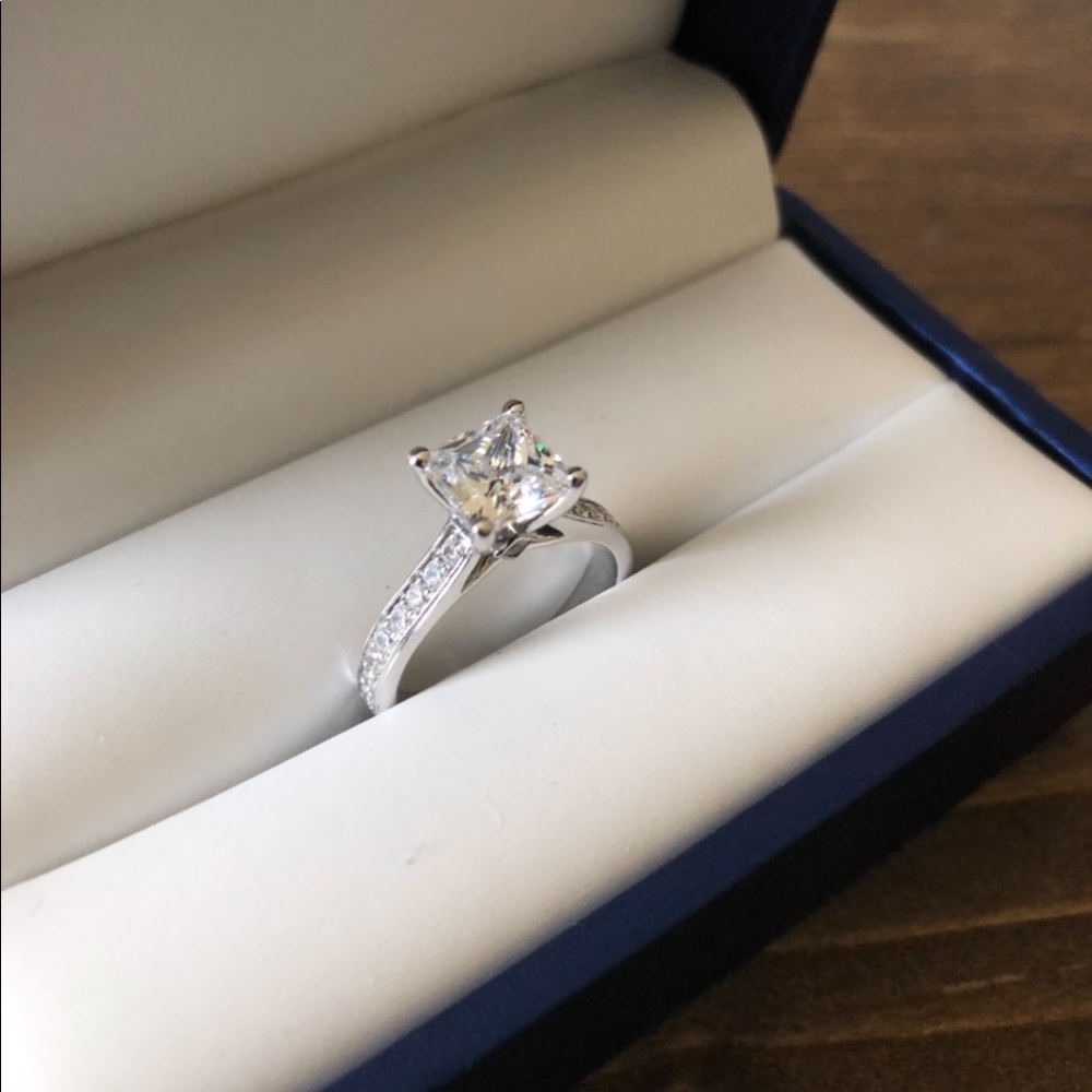 NEW 14k White Gold 2.5ctw Princess Cut Engagement Ring